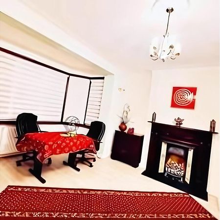 Beautiful Double En-Suite Room, Separate Entrance, Ilford, Central Line Gants Hill, Free Parking Ngoại thất bức ảnh
